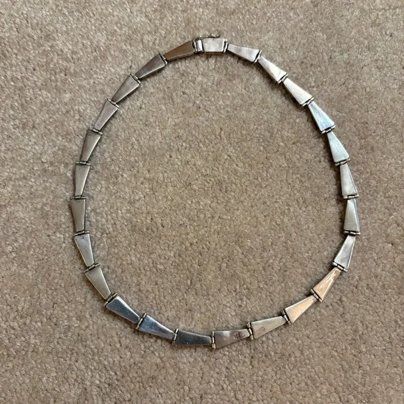 Vintage Sterling Silver and Lapis Necklace - Picture 2 of 4